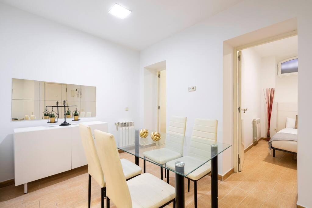Cosy Interior Ground Floor In Barrio Salamanca-Boc5 Madrid Buitenkant foto